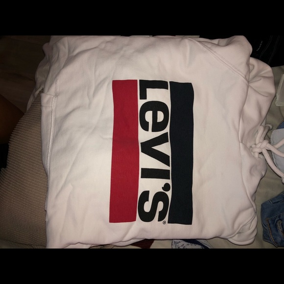 Levi’s Hoodie - Picture 1 of 3